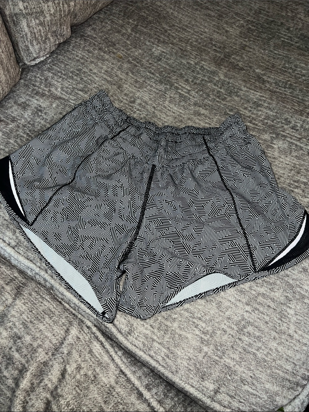 Lululemon Hotty Hot Shorts 4” Seawheeze 2020